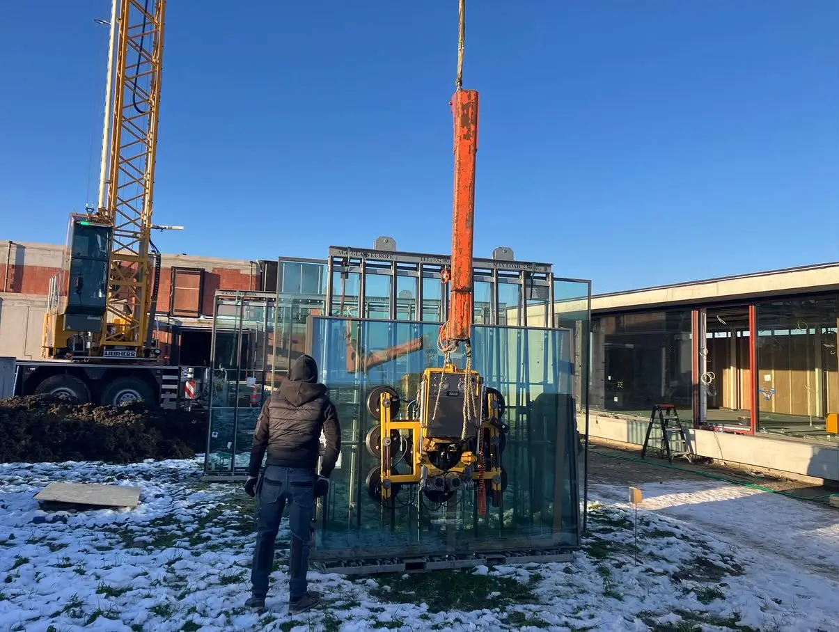 Glas plaatsen in Kluisbergen