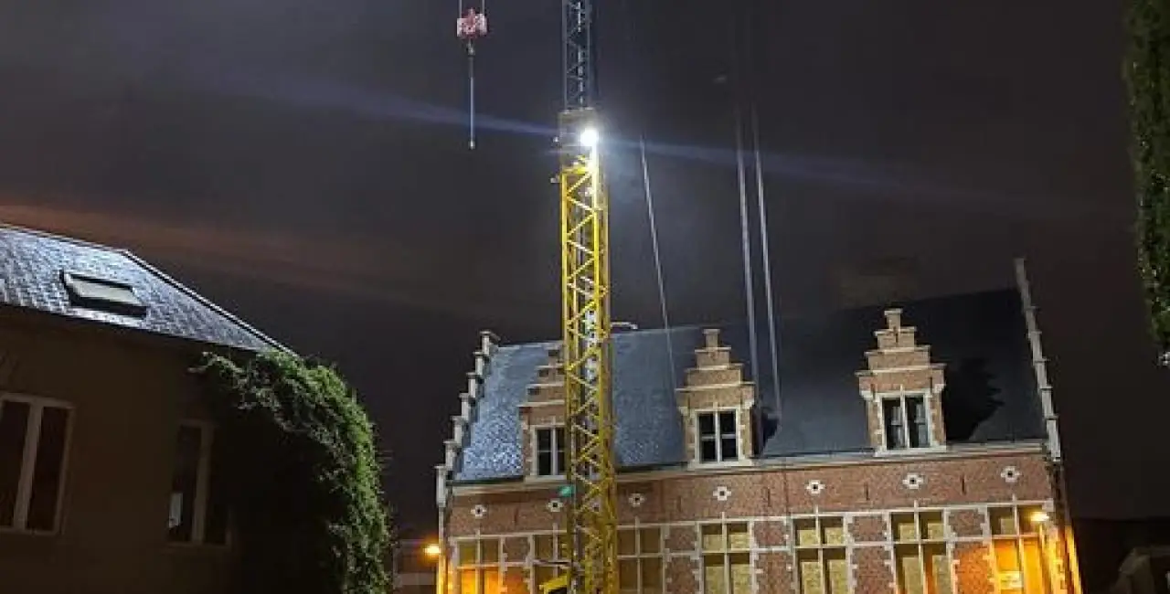 Onze mobiele torenkraan in Mechelen aan het werk