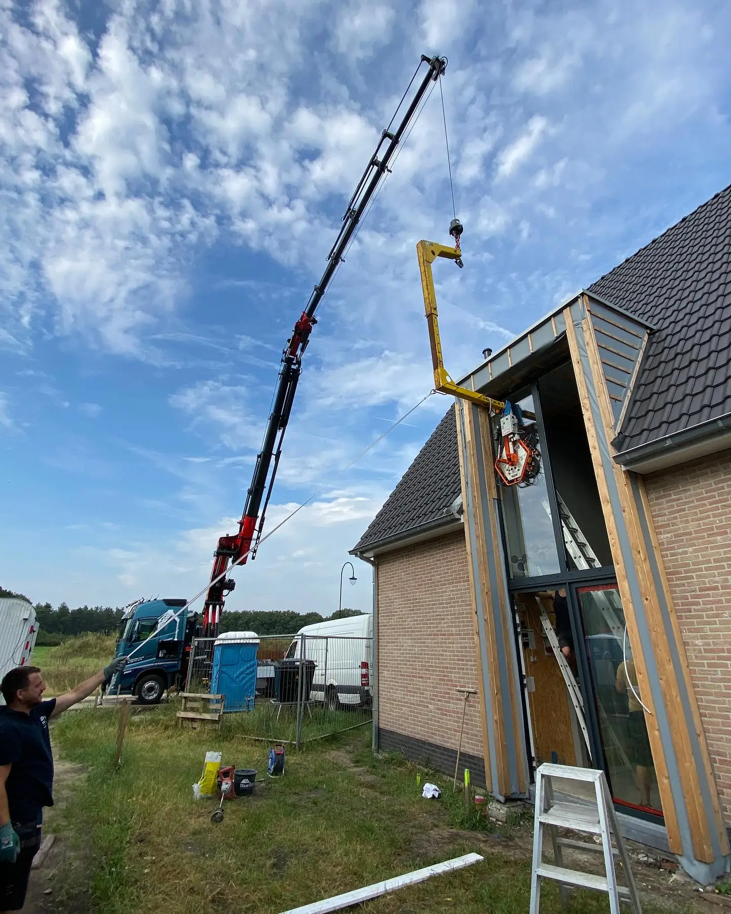 Plaatsen glas in Mill, Noord-Brabant, Nederland