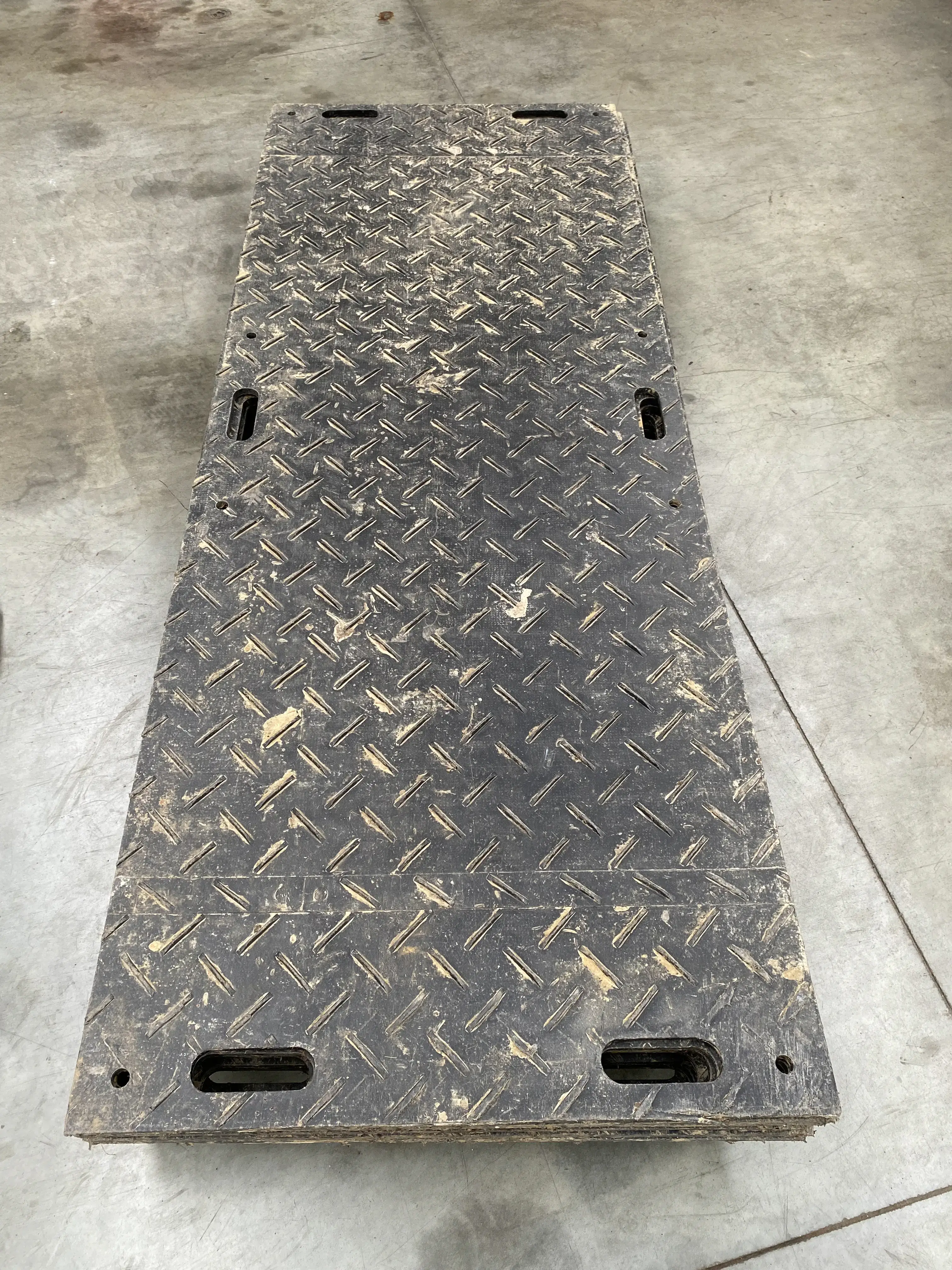 Kunststof rijplaten heavy duty voor de bescherming van de ondergrond